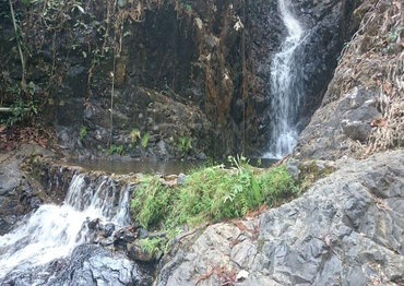 Водопад Nam Tok Khiri Phet
