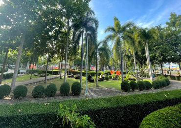 Городской парк Suan Si Mueang