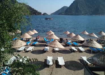 Пляж Icon beach