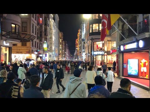 İstiklâl Street İstanbul, Evening Walk