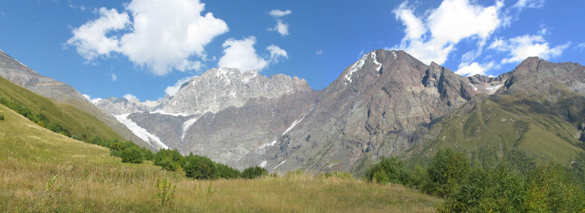 Панорама горы Грузия